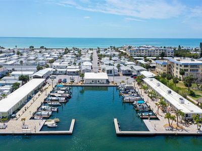 36 TWIN SHORES BOULEVARD