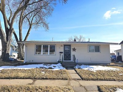 305 East MAIN STREET