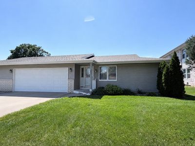 1405 11th Ave W