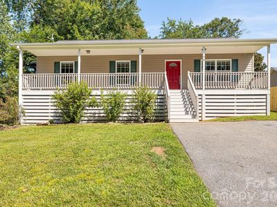 76 Selwyn Rd