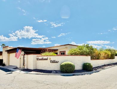 8110 E Rivenoak Cir