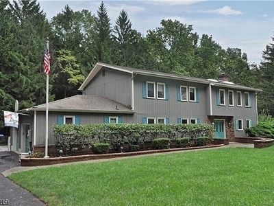181 Center Grove Rd