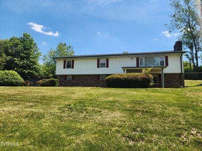 321 Valley Dr