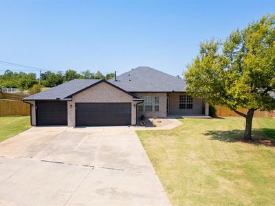 8901 Woodbend Dr