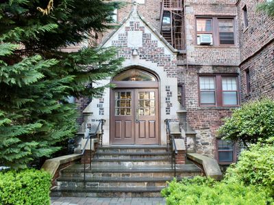 209 Garth Road #1K