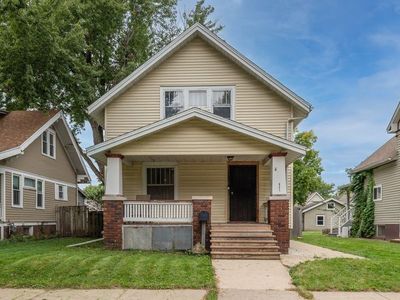 821 Camburn Ct SE