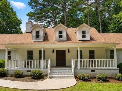 205 Edgewood Dr