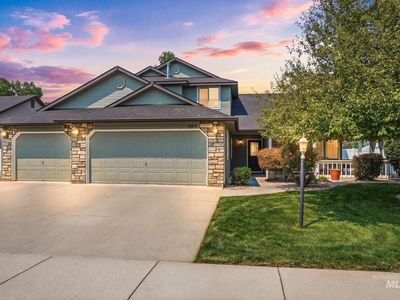 464 W Anton Dr