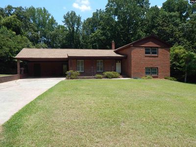 924 Brantley St