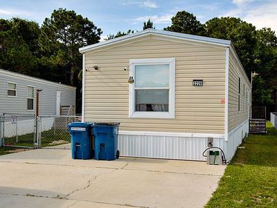2229 Lagoon Cir