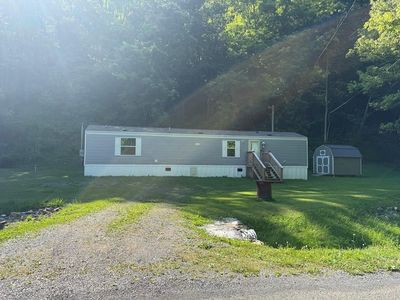 35 Thompson Creek Rd