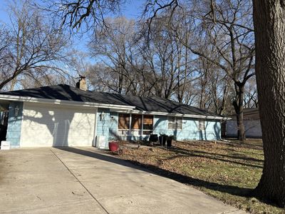 7877 Sunnyside Rd