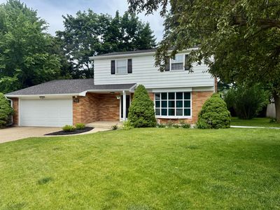 943 Boswell Ln