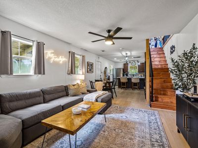 Property at 14302 Holland Rd, Dickinson, TX