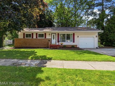 2914 Amherst Dr