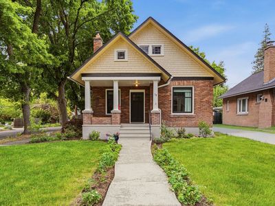 3 E 28th Ave