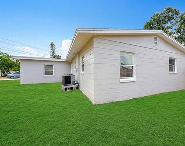 200 Lewis Blvd SE