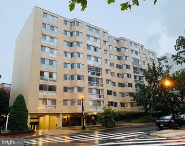 922 24th St NW APT 615