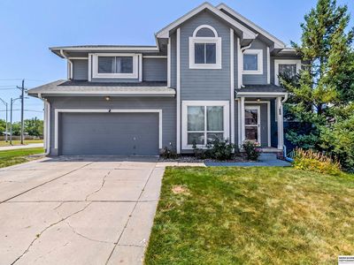 2204 Queen Dr