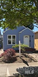 1034 Evelyn Avenue