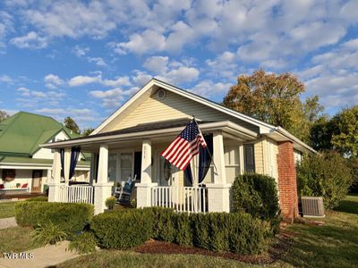 211 E Cottage Ave