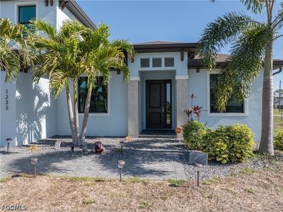 1233 NW 18th St