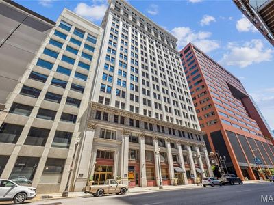 314 N Broadway Ave #806