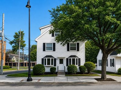 306 Main St
