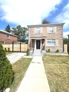 7541 S Hamilton Ave