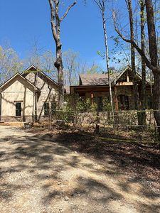 610 Cliff Park Rd