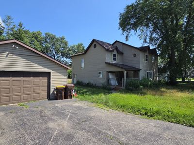 8404 Dorr Rd