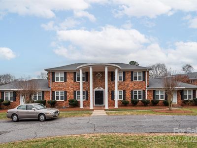 904 McAlway Rd APT B