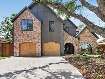10140 Lakemere Dr