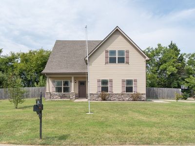 1504 Halverson Dr