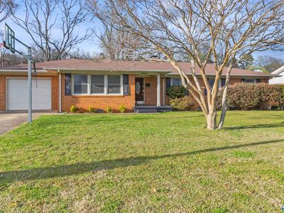 1801 Rosalie Ridge Dr NE