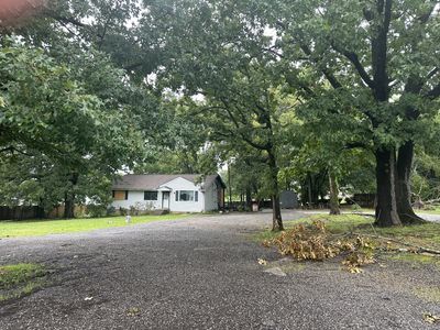 1323 Bluebird Rd