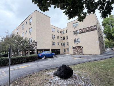 5220 Oakton St APT 204
