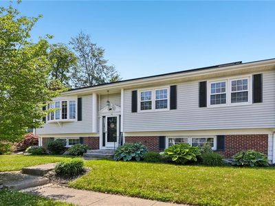14 Candlewood Dr