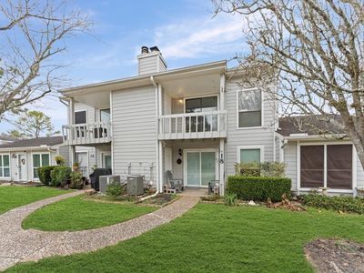 19 Hideaway Dr