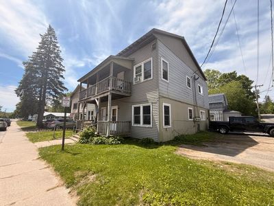 30 Chaney Ave