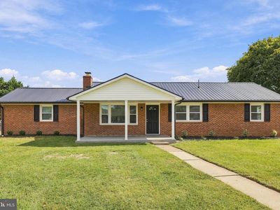 328 Richard St
