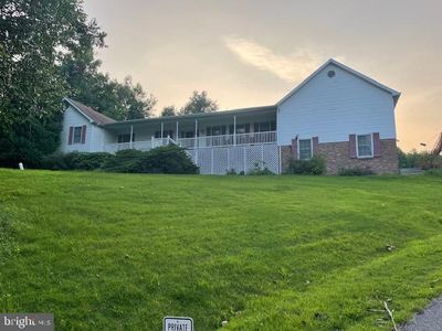 1655 Fowler Rd