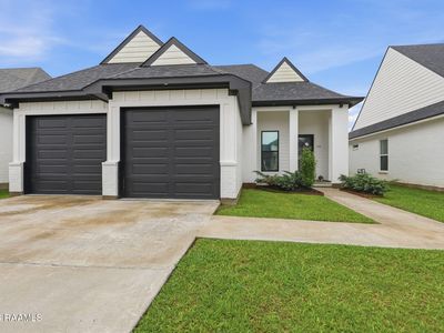 110 Lakes Edge Dr