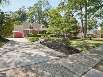 146 Edison Ave
