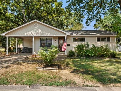 910 Wildwood Ave