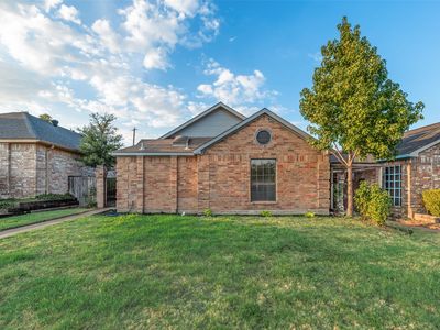 2525 W Oakdale Rd