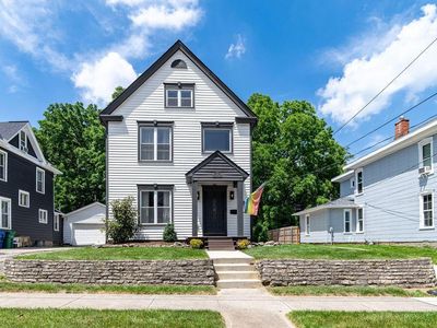 112 Oak Hill Ave