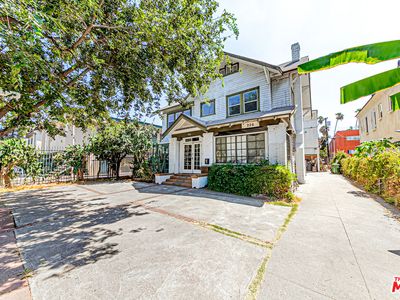926 S Normandie Ave