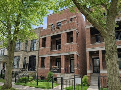 1031 W Newport Ave #3