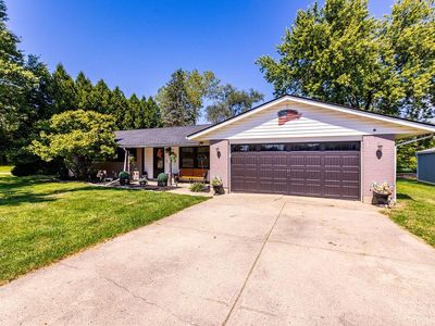 820 Melissa Dr